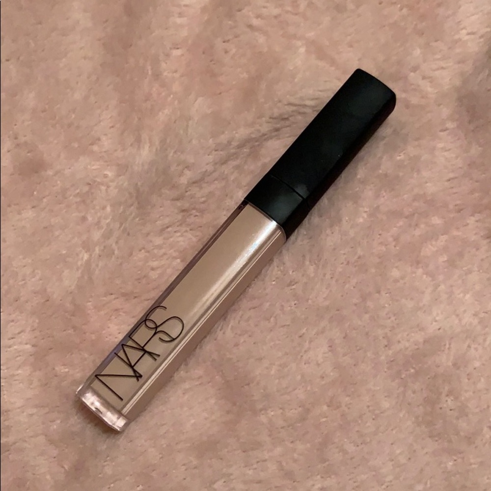 Nars radiant creamy concealer